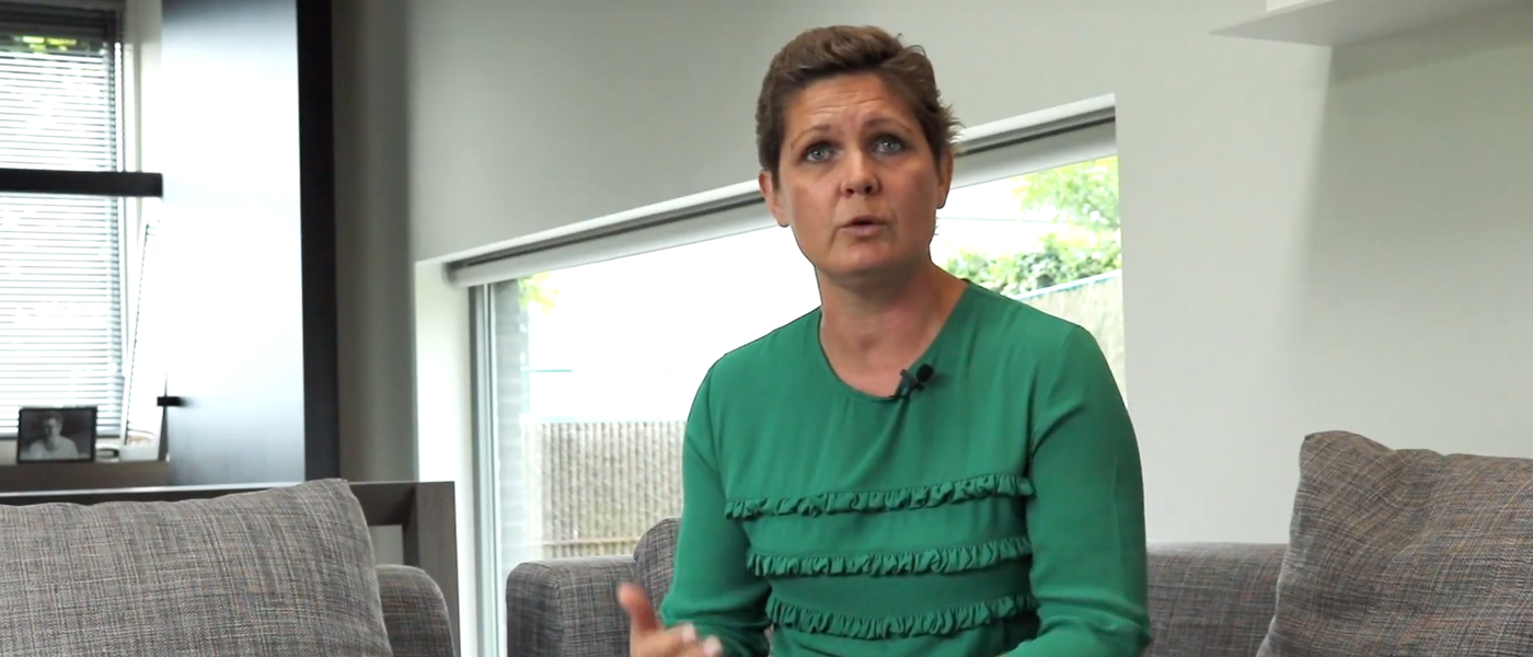 Een zeer persoonlijke aanpak - Elke Desloovere